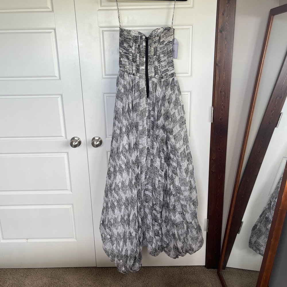 Incredible Aje sample dress - Picture 5 of 5